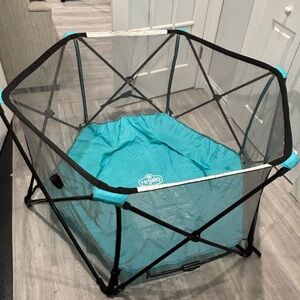 Regalo Aqua Blue Portable Play Yard
